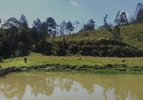 Foto 1 de Fazenda/Sítio com 6 Quartos à venda, 87000m² em , Juquitiba