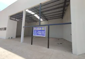 Foto 1 de Galpão/Depósito/Armazém para alugar, 185m² em Jardim Guairaca, Maringá