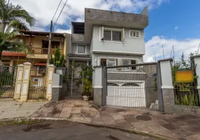 Foto 1 de Casa com 3 Quartos à venda, 330m² em Sarandi, Porto Alegre