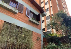 Foto 1 de Sobrado com 4 Quartos para alugar, 196m² em Vila Madalena, São Paulo