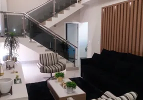 Foto 1 de Casa com 3 Quartos à venda, 230m² em Parque Residencial Mart Ville, Presidente Prudente