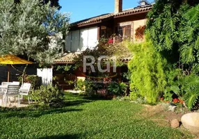 Foto 1 de Casa com 4 Quartos à venda, 370m² em Ipanema, Porto Alegre