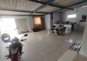 Foto 1 de Casa com 2 Quartos à venda, 90m² em Setor Oeste, Brasília