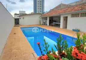 Foto 1 de Casa com 3 Quartos à venda, 528m² em Jardim América, Bauru