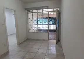 Foto 1 de Casa com 2 Quartos para alugar, 140m² em Belenzinho, São Paulo