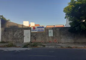 Foto 1 de Lote/Terreno à venda, 480m² em Engenheiro Luciano Cavalcante, Fortaleza