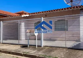 Foto 1 de Casa com 4 Quartos à venda, 230m² em Jardim Alvorada, Piracaia