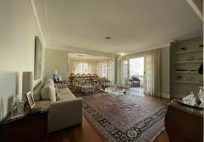 Foto 1 de Apartamento com 3 Quartos à venda, 210m² em Real Parque, São Paulo