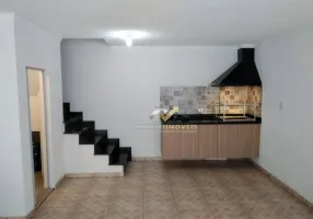 Foto 1 de Sobrado com 3 Quartos para venda ou aluguel, 114m² em Vila Pires, Santo André