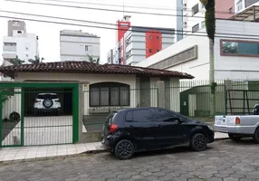 Foto 1 de Casa com 4 Quartos à venda, 253m² em Centro, Criciúma