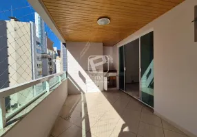 Foto 1 de Apartamento com 2 Quartos para alugar, 121m² em Centro, Balneário Camboriú