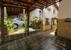 Foto 1 de Casa com 3 Quartos à venda, 70m² em Santa Rosa, Belo Horizonte