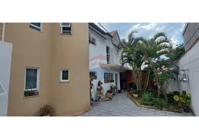 Foto 1 de Sobrado com 3 Quartos à venda, 189m² em Vila Mogilar, Mogi das Cruzes