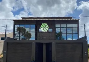Foto 1 de Casa com 4 Quartos para alugar, 150m² em Laranjeiras, Serra