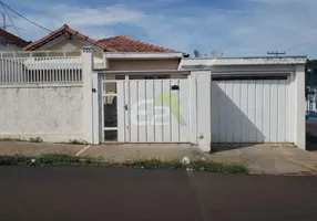 Foto 1 de Casa com 3 Quartos à venda, 138m² em Vila Lutfalla, São Carlos
