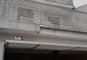 Foto 1 de Sobrado com 6 Quartos para venda ou aluguel, 214m² em Jardim do Mar, São Bernardo do Campo