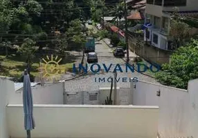 Foto 1 de Casa de Condomínio com 4 Quartos à venda, 200m² em Taquara, Rio de Janeiro