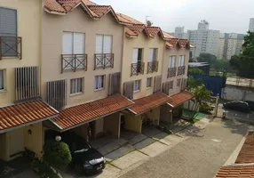 Foto 1 de Casa de Condomínio com 2 Quartos à venda, 120m² em Pedreira, São Paulo