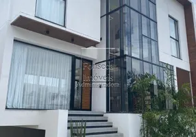 Foto 1 de Casa de Condomínio com 3 Quartos à venda, 220m² em Valparaiso, Petrópolis