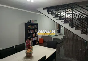 Foto 1 de Sobrado com 3 Quartos à venda, 125m² em Esplanada Independência, Taubaté