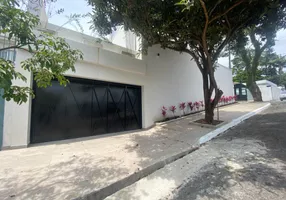 Foto 1 de Casa com 4 Quartos para alugar, 300m² em Planalto Paulista, São Paulo