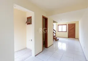 Foto 1 de Casa de Condomínio com 2 Quartos à venda, 85m² em Hípica, Porto Alegre