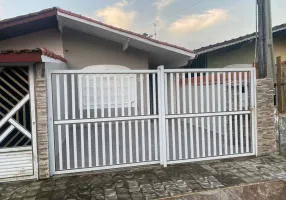Foto 1 de Casa com 2 Quartos para alugar, 65m² em Mirim, Praia Grande