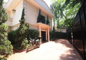 Foto 1 de com 9 Quartos para venda ou aluguel, 900m² em Jardim Paulistano, São Paulo