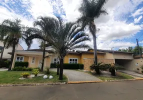 Foto 1 de Casa de Condomínio com 4 Quartos à venda, 580m² em Jardim Caxambú, Piracicaba