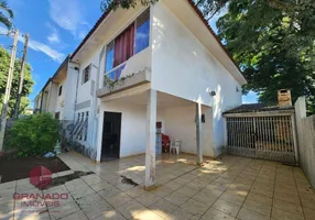 Foto 1 de Sobrado com 3 Quartos à venda, 120m² em Vila Morangueira, Maringá