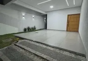 Foto 1 de Casa com 3 Quartos à venda, 125m² em Andorinha, Itapema