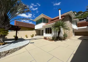 Foto 1 de Casa com 3 Quartos à venda, 508m² em Santa Elisa, Nova Friburgo