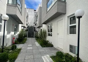 Foto 1 de Casa de Condomínio com 2 Quartos à venda, 68m² em Centro, Diadema