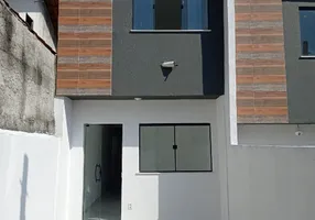 Foto 1 de Casa com 2 Quartos à venda, 60m² em Rodilandia, Nova Iguaçu