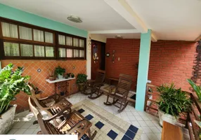 Foto 1 de Casa com 4 Quartos à venda, 240m² em Sítio dos Pintos, Recife