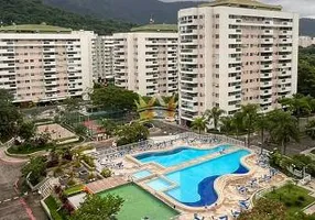 Foto 1 de Apartamento com 2 Quartos para alugar, 67m² em Camorim, Rio de Janeiro