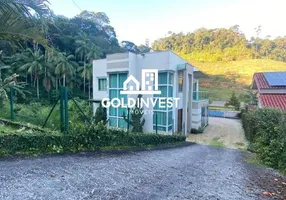 Foto 1 de Casa com 4 Quartos para alugar, 326m² em São Pedro, Guabiruba