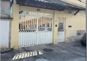 Foto 1 de Casa com 2 Quartos à venda, 71m² em Nossa Senhora de Fátima, Nilópolis