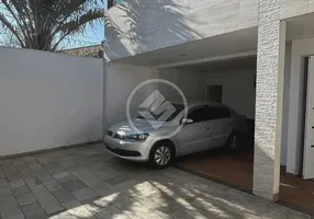 Foto 1 de Sobrado com 2 Quartos à venda, 250m² em Santa Rosa, Uberlândia