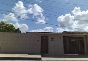 Foto 1 de Casa com 3 Quartos à venda, 200m² em Jardim Petrolar, Alagoinhas