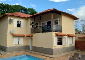 Foto 1 de Casa com 4 Quartos à venda, 254m² em Cidade Jardim, Juiz de Fora
