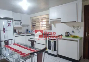 Foto 1 de Casa com 6 Quartos à venda, 250m² em Bacacheri, Curitiba