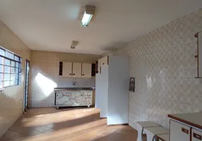 Foto 1 de Casa com 2 Quartos à venda, 134m² em Vila Santa Catarina, Americana