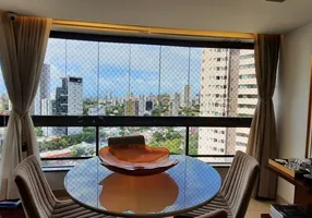 Foto 1 de Apartamento com 3 Quartos à venda, 136m² em Espinheiro, Recife