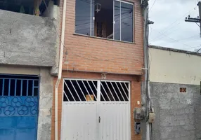 Foto 1 de Casa com 2 Quartos à venda, 65m² em Barreto, Niterói