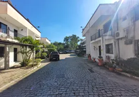 Foto 1 de Apartamento com 2 Quartos à venda, 60m² em da Luz, Nova Iguaçu