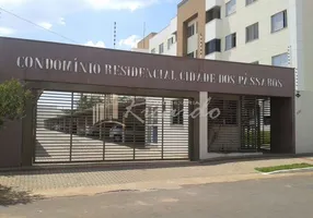 Foto 1 de Apartamento com 3 Quartos à venda, 75m² em Vila Triangulo, Arapongas