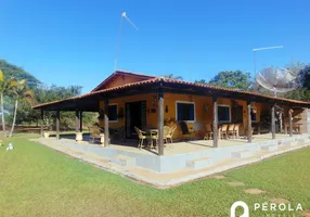 Foto 1 de Fazenda/Sítio com 5 Quartos à venda, 300m² em Zona Rural, Caldazinha