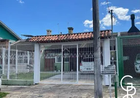 Foto 1 de Casa com 3 Quartos à venda, 80m² em Mário Quintana, Porto Alegre