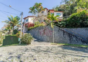 Foto 1 de Casa de Condomínio com 4 Quartos à venda, 361m² em Badu, Niterói